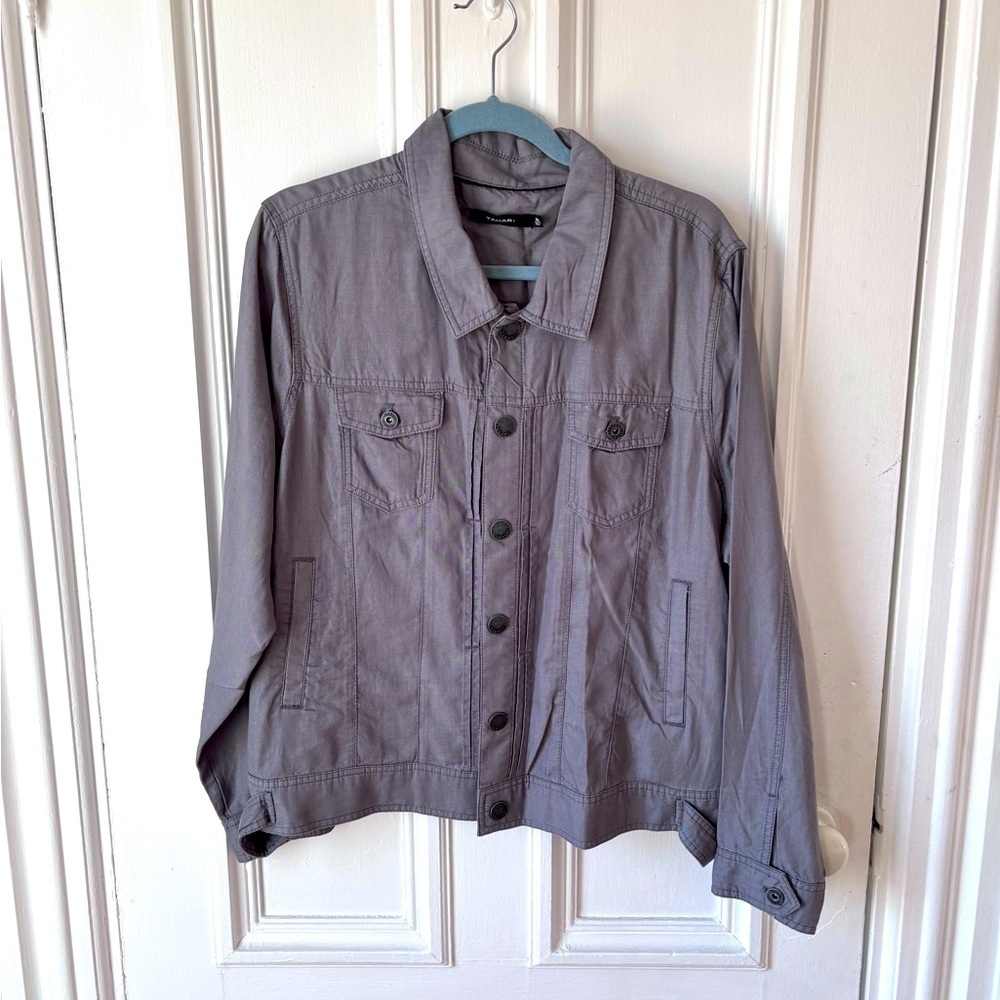 Tahari Women’s 100%Lyocell Grey “ Jean Jacket “ Button Front, Pockets Size XXL
